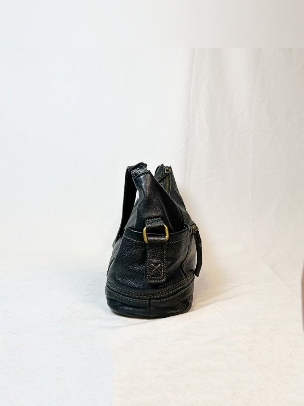 The Sak Soft Black Pebbled Leather Kendra Hobo Shoulder Bag - Picture 6 of 8